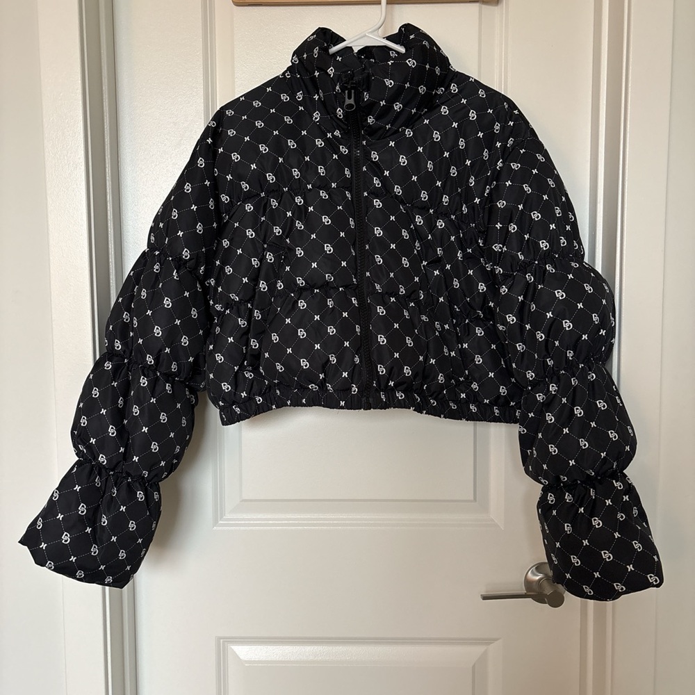 H&M Divided Cropped Puffer Jacket with Pockets Size XL
